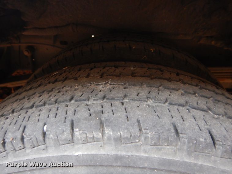 image for item GF9987 2008 Ford Econoline E450 shuttle bus