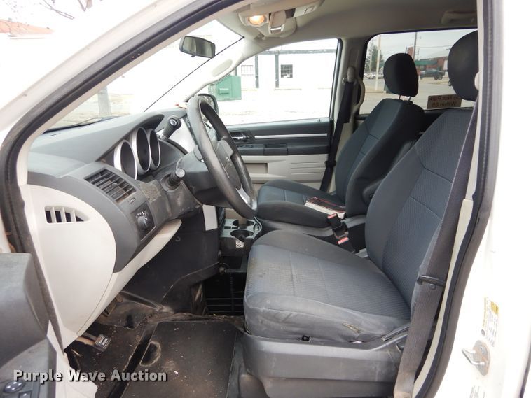 image for item GF9994 2010 Dodge Grand Caravan handicap accessible van