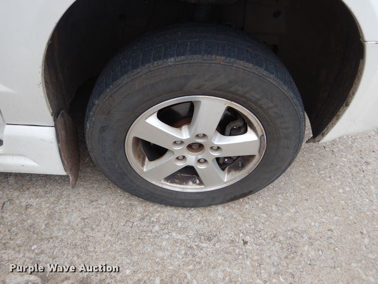 image for item GF9994 2010 Dodge Grand Caravan handicap accessible van