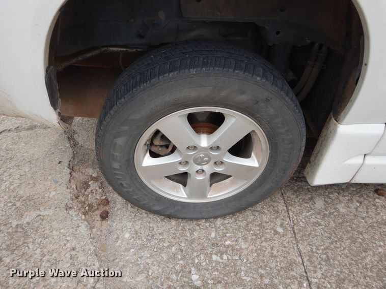 image for item GF9994 2010 Dodge Grand Caravan handicap accessible van