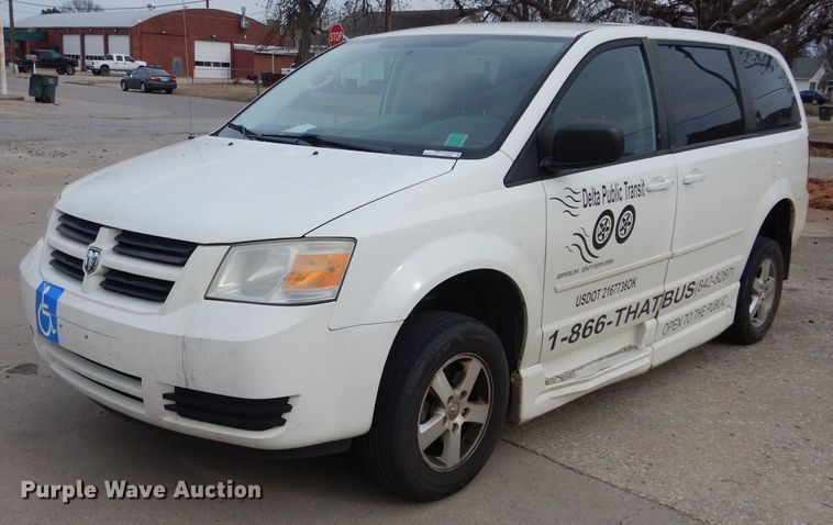 image for item GF9995 2010 Dodge Grand Caravan handicap accessible van