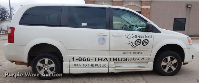 image for item GF9995 2010 Dodge Grand Caravan handicap accessible van