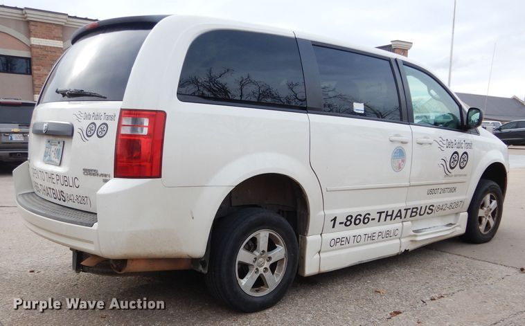 image for item GF9995 2010 Dodge Grand Caravan handicap accessible van