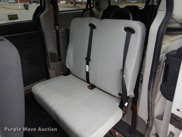 image for item GF9995 2010 Dodge Grand Caravan handicap accessible van