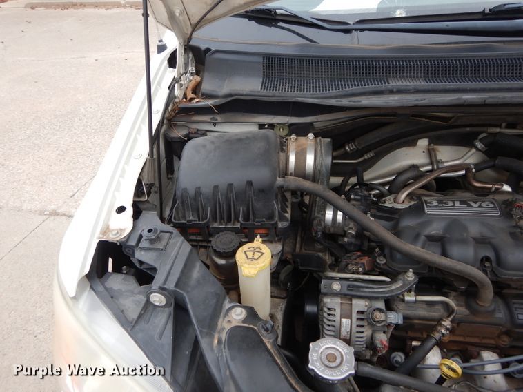 image for item GF9995 2010 Dodge Grand Caravan handicap accessible van