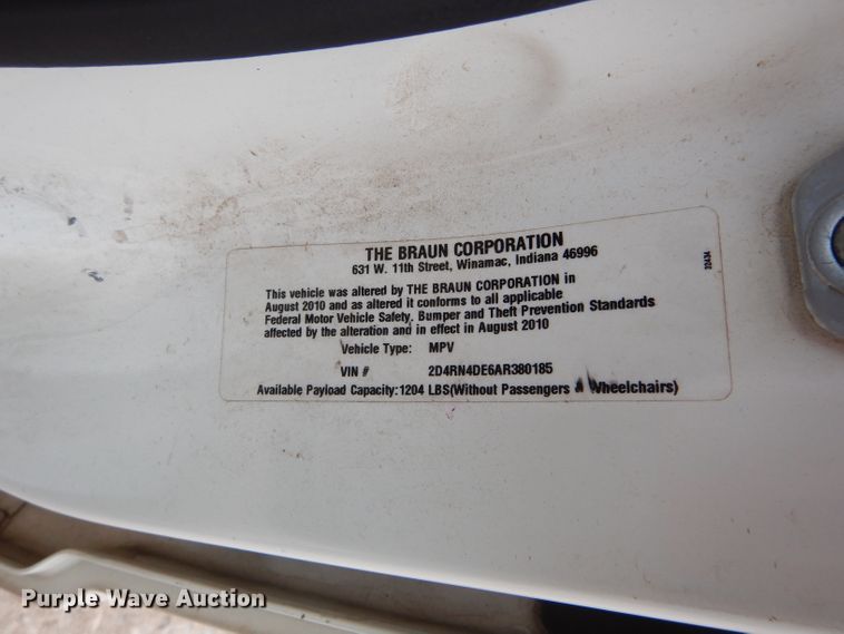 image for item GF9995 2010 Dodge Grand Caravan handicap accessible van