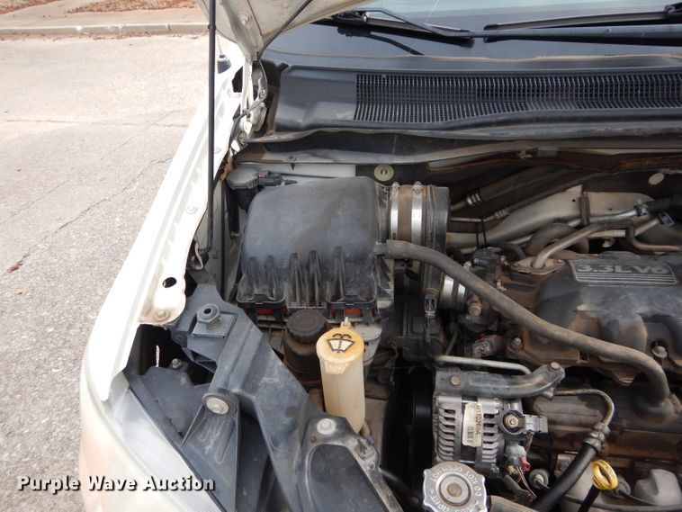 image for item GF9996 2010 Dodge Grand Caravan handicap accessible van