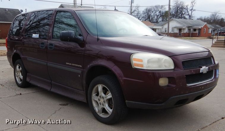 image for item GF9997 2008 Chevrolet Uplander handicap accessible van