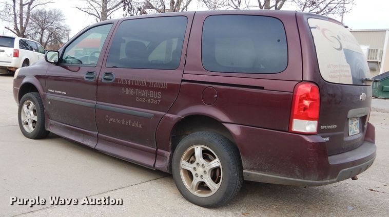 image for item GF9997 2008 Chevrolet Uplander handicap accessible van