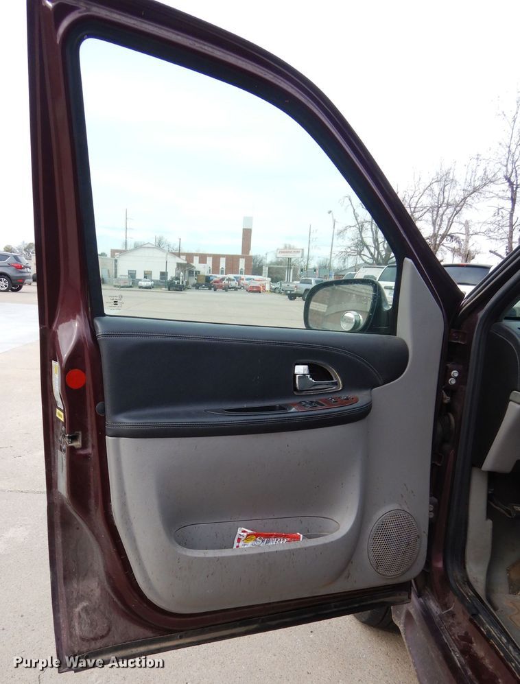 image for item GF9997 2008 Chevrolet Uplander handicap accessible van