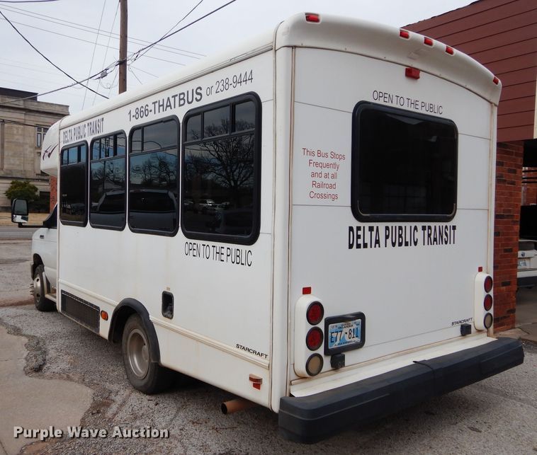 image for item GF9998 2010 Ford Econoline E350 shuttle bus