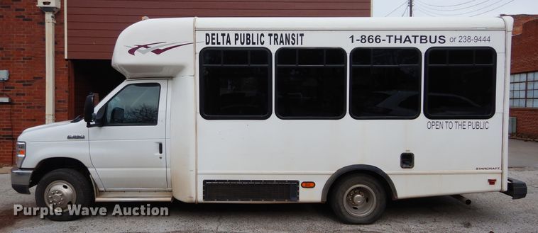 image for item GF9998 2010 Ford Econoline E350 shuttle bus