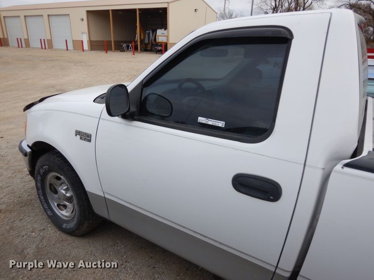 image for item GJ9112 1998 Ford F150 pickup truck