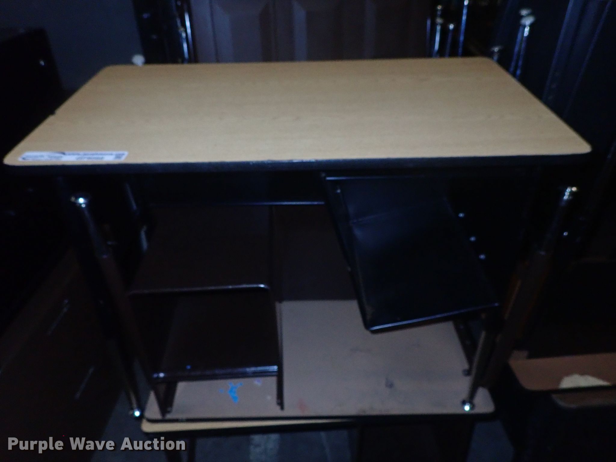 Approximately 30 school desks in Halstead, KS Item GF9568 sold