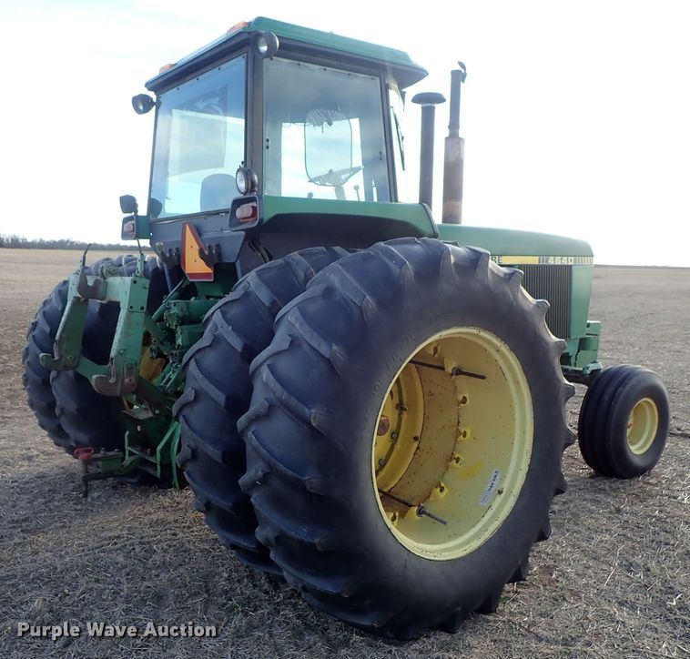 image for item DC3374 John Deere 4640 tractor