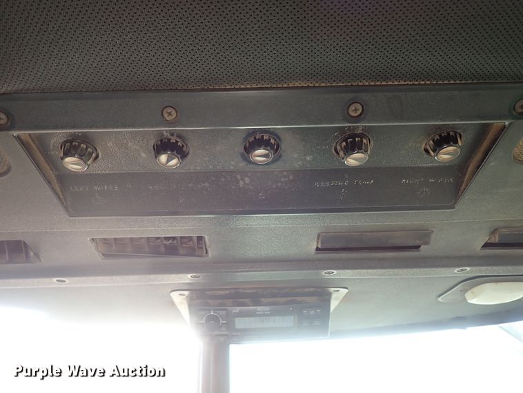 image for item DC3374 John Deere 4640 tractor