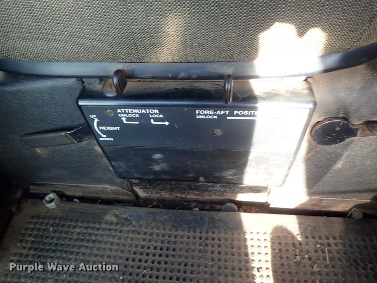 image for item DC3374 John Deere 4640 tractor