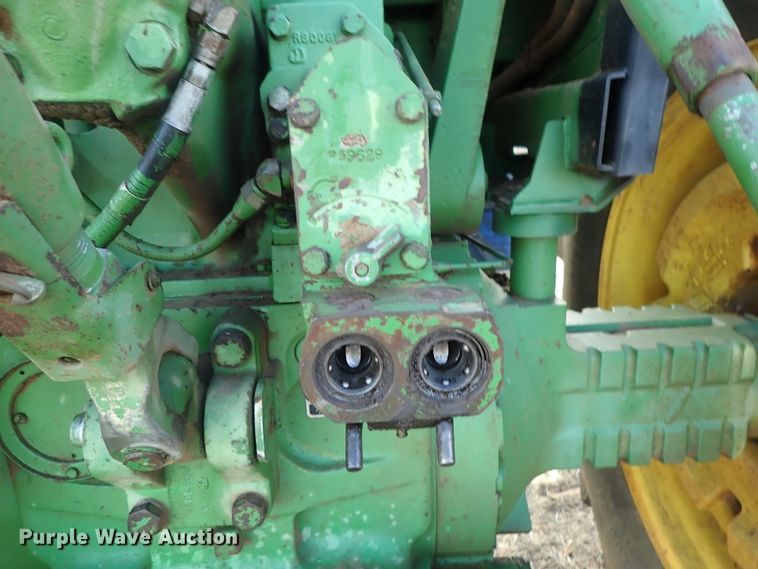 image for item DC3374 John Deere 4640 tractor