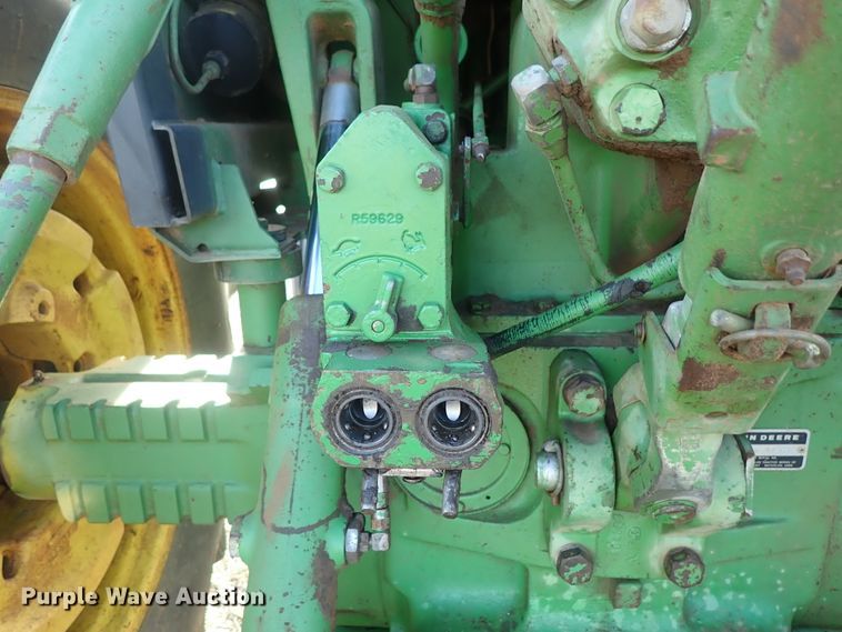 image for item DC3374 John Deere 4640 tractor