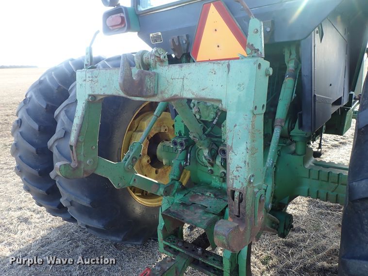 image for item DC3374 John Deere 4640 tractor