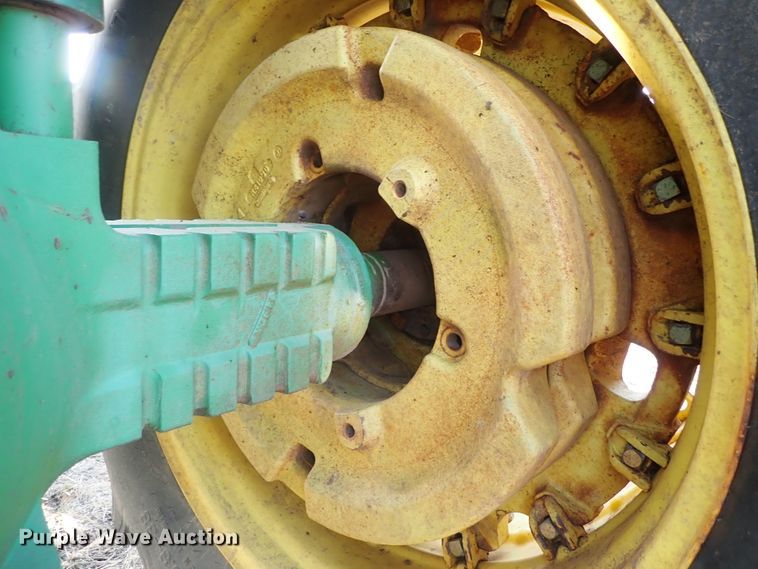 image for item DC3374 John Deere 4640 tractor