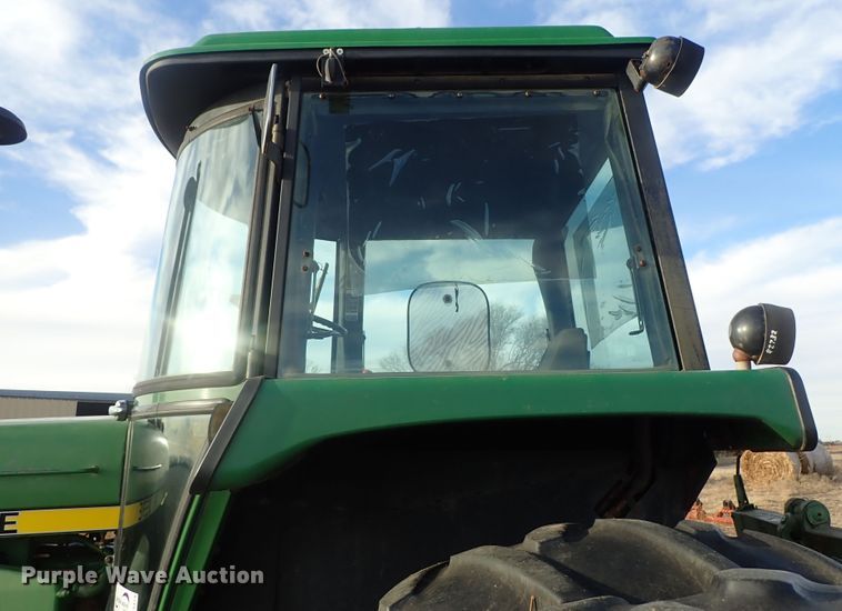 image for item DC3374 John Deere 4640 tractor