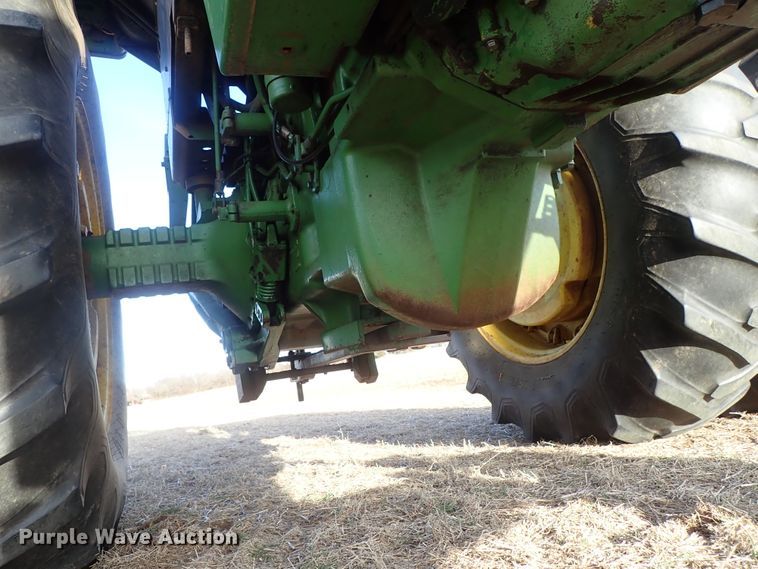 image for item DC3374 John Deere 4640 tractor