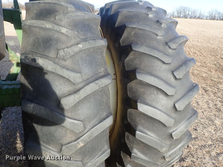 image for item DC3374 John Deere 4640 tractor