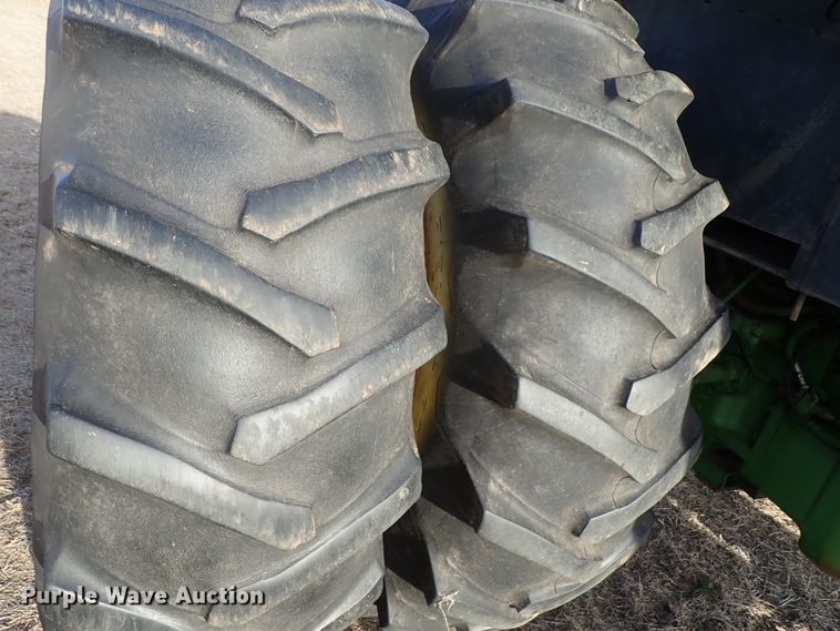 image for item DC3374 John Deere 4640 tractor