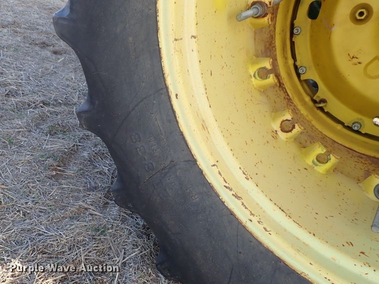 image for item DC3374 John Deere 4640 tractor