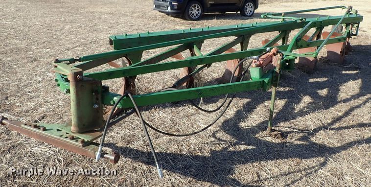 image for item DC3377 John Deere six bottom plow