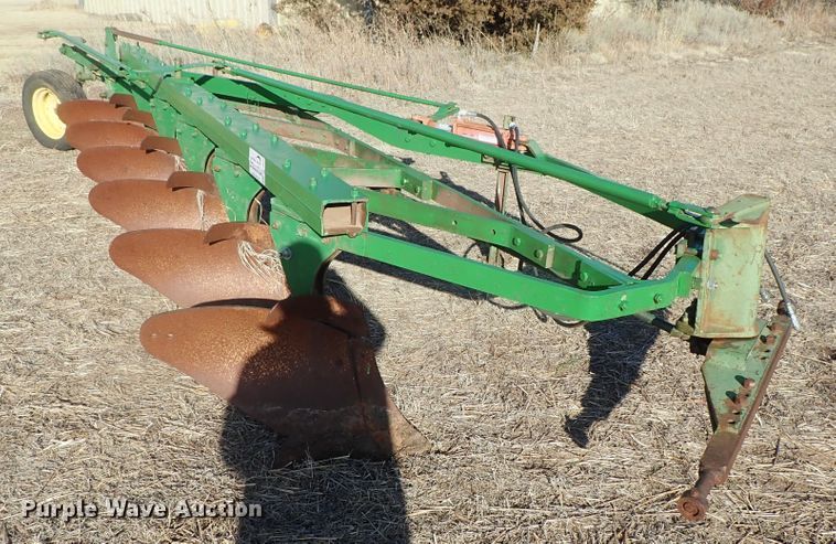 image for item DC3377 John Deere six bottom plow