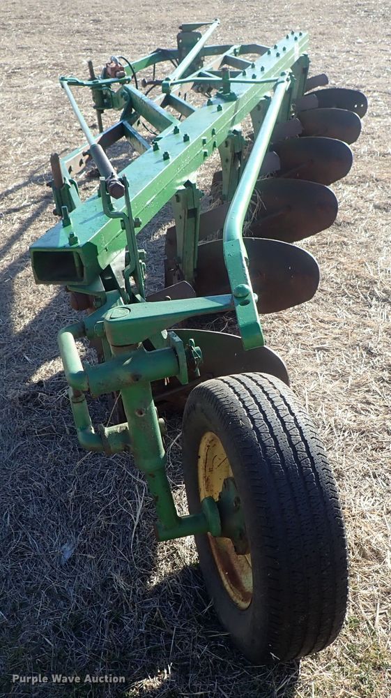 image for item DC3377 John Deere six bottom plow