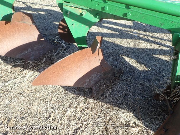 image for item DC3377 John Deere six bottom plow