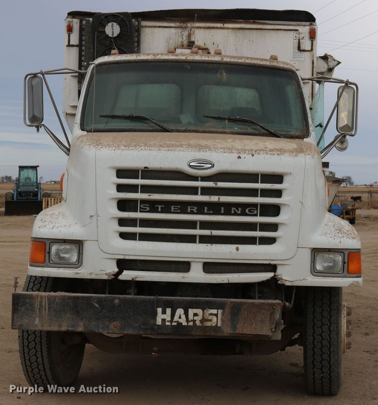 image for item DD6080 2001 Sterling feed mixer truck