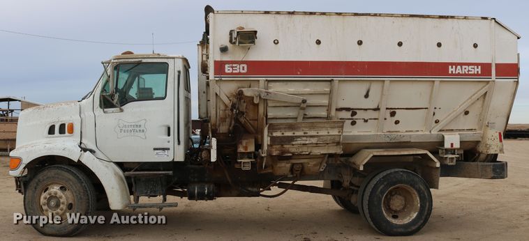 image for item DD6080 2001 Sterling feed mixer truck