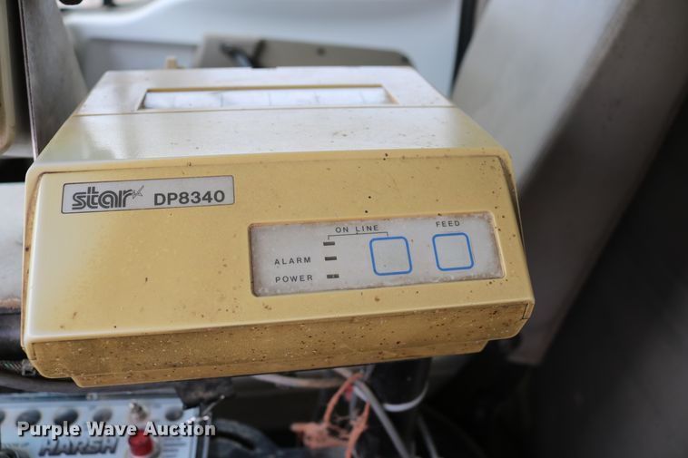 image for item DD6080 2001 Sterling feed mixer truck