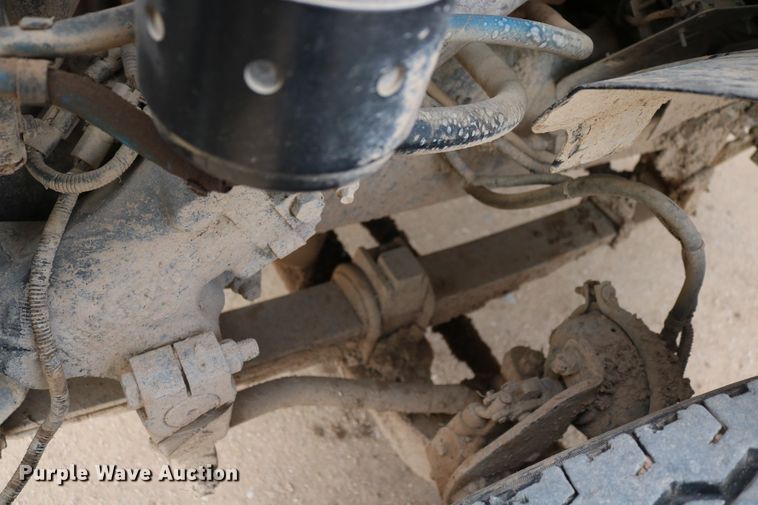 image for item DD6080 2001 Sterling feed mixer truck