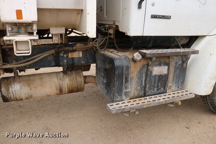 image for item DD6080 2001 Sterling feed mixer truck