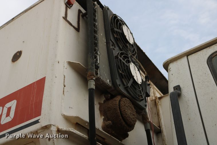 image for item DD6080 2001 Sterling feed mixer truck