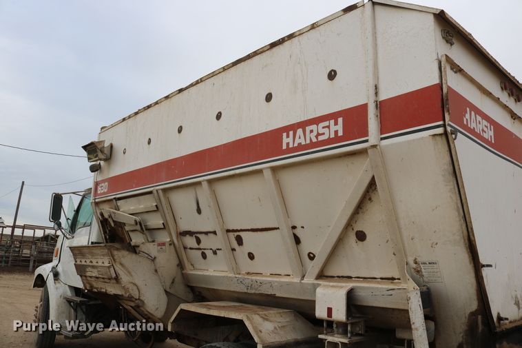 image for item DD6080 2001 Sterling feed mixer truck