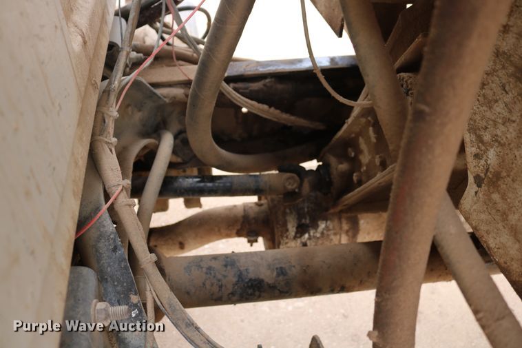 image for item DD6080 2001 Sterling feed mixer truck