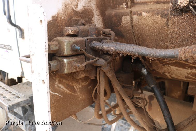 image for item DD6080 2001 Sterling feed mixer truck