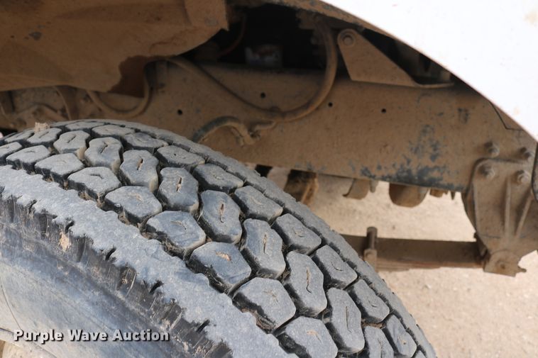 image for item DD6080 2001 Sterling feed mixer truck