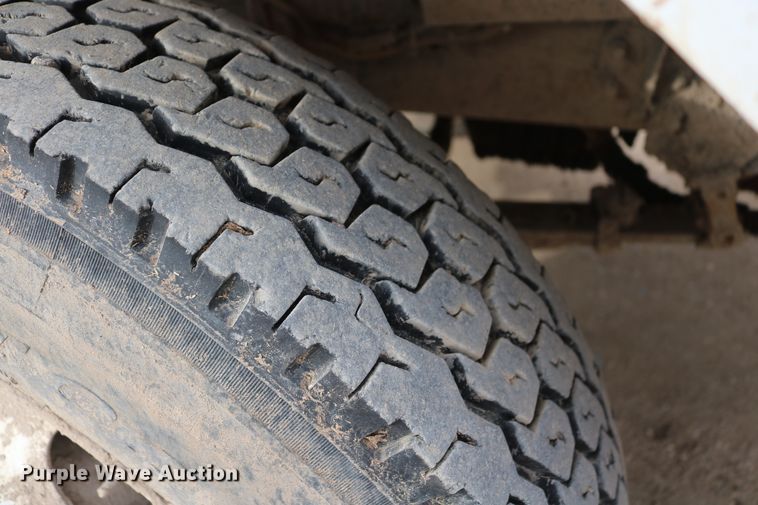 image for item DD6080 2001 Sterling feed mixer truck