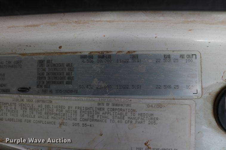 image for item DD6080 2001 Sterling feed mixer truck