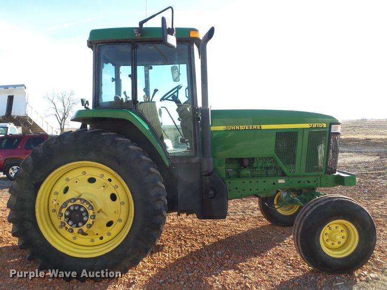 image for item DF0823 1998 John Deere 7810 tractor