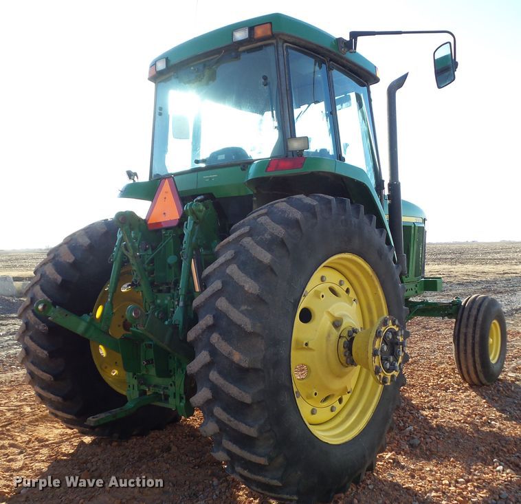 image for item DF0823 1998 John Deere 7810 tractor