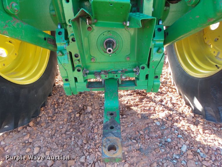 image for item DF0823 1998 John Deere 7810 tractor