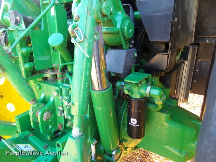 image for item DF0823 1998 John Deere 7810 tractor